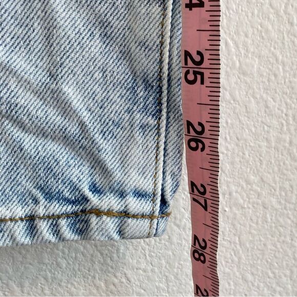 PACSUN Mom Acid Wash High Rise Daisy Embroidered Jeans Light Wash Denim Size 27 - Picture 14 of 16